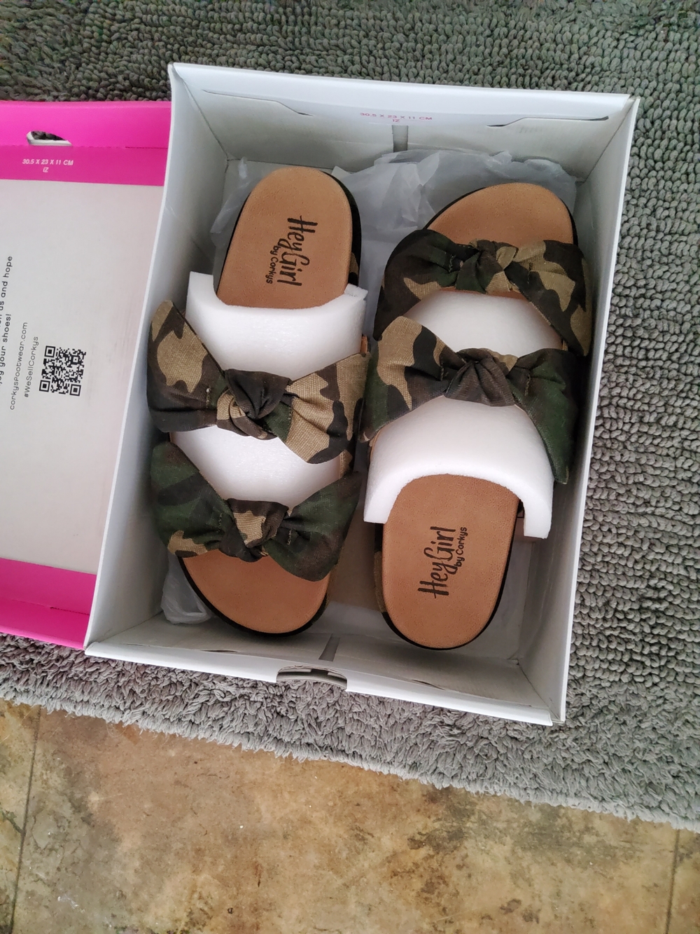 Womens Camo Bow Slide Sandals - Green Camo Size 9